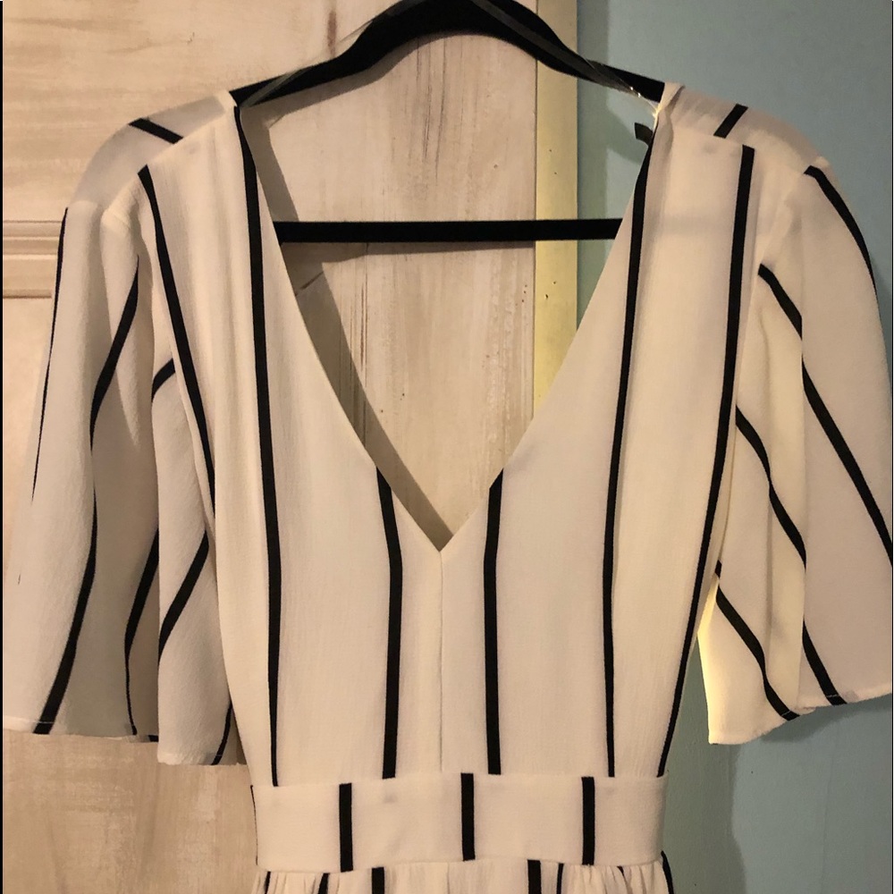 Jumper - Picture 2 of 5